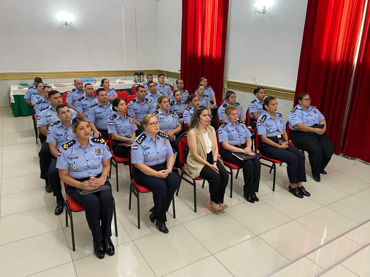Charla de capacitación para el Comité de Rendición de Cuentas al Ciudadano de la Policía Nacional del Paraguay.